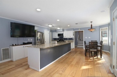 Assumable loan available! Beautifully updated 5BR/3BA creekside - photo 8