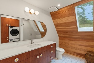 Stunning custom mid-century modern A-frame designed by Kim Lewis - photo 12