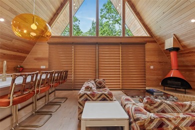 Stunning custom mid-century modern A-frame designed by Kim Lewis - photo 19