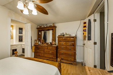 Plenty of space to enjoy the outdoors on this 2.5 acre property - photo 21