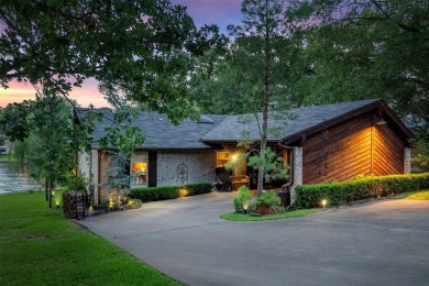 Lake Home For Sale in Tool, Texas