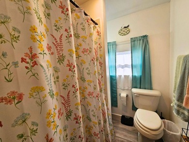 Welcome to Plaza Estates, a quaint 55+ community close to - photo 8
