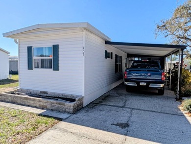 Experience the pinnacle of carefree Florida living in this - photo 2
