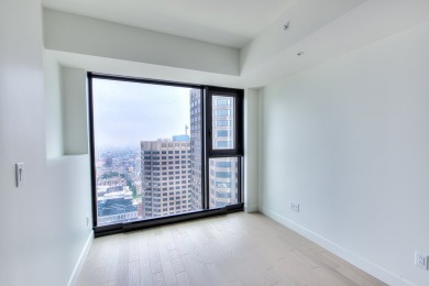 Lake Apartment For Sale in Montréal (Ville-Marie),