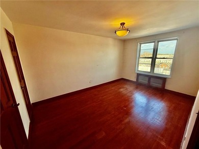 Welcome to this spacious Junior-4 used as a 2-bedroom, 1-bath