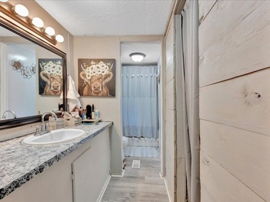 Enjoy lake view living on this rare 1.49-acre turnkey property - photo 22