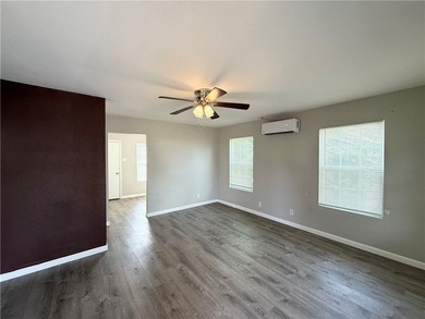 Discover the perfect blend of charm, comfort, and convenience at - photo 5