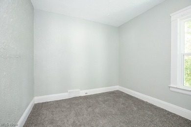 The large fully rehabbed duplex is waiting for you today - photo 26