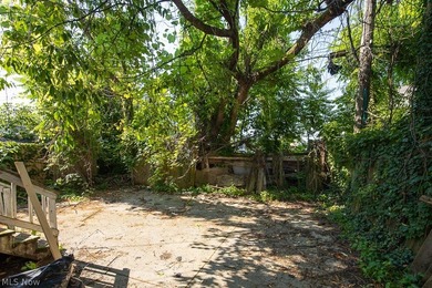 The large fully rehabbed duplex is waiting for you today - photo 30