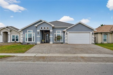 Experience luxury living in this stunning custom-built home - photo 1