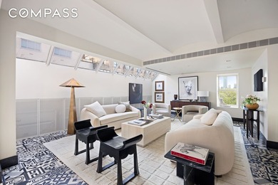 Bright, three bedroom, three and a half bathroom luxury - photo 5