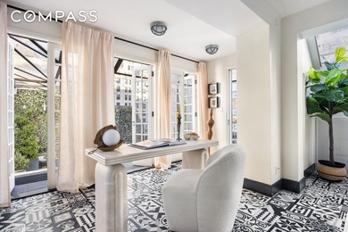 Bright, three bedroom, three and a half bathroom luxury - photo 7