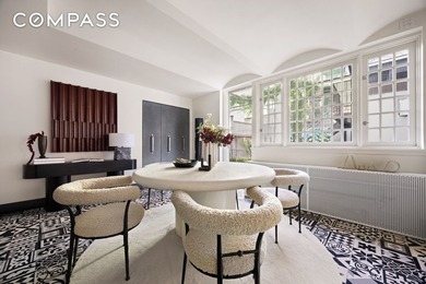 Bright, three bedroom, three and a half bathroom luxury - photo 9