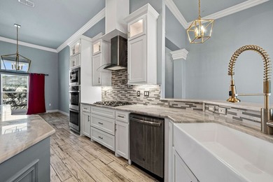 Experience luxury living in this stunning custom-built home - photo 10