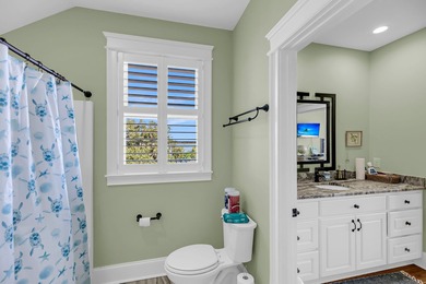 Welcome to unparalleled waterfront luxury! This stunning