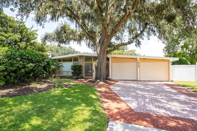 Lake Maitland Home For Sale in Winter Park Florida