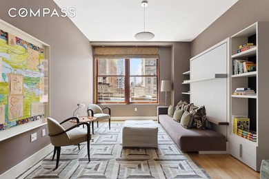 This exquisite triple-mint residence enjoys a semi-private - photo 9