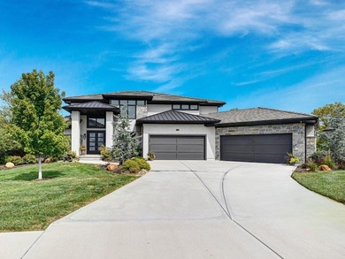 Shadow Lake  Home Sale Pending in Olathe Kansas