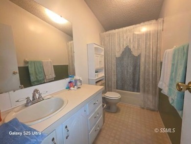 Easy living, Wofford Heights style. This 3-bed, 2-bath - photo 18