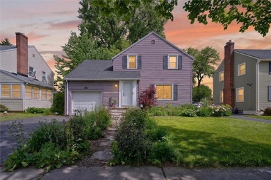 Welcome to 464 Harwick Road in Irondequoit NY! This charming - photo 1