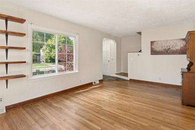 Welcome to 464 Harwick Road in Irondequoit NY! This charming - photo 6