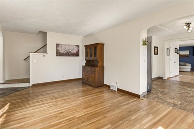 Welcome to 464 Harwick Road in Irondequoit NY! This charming - photo 7
