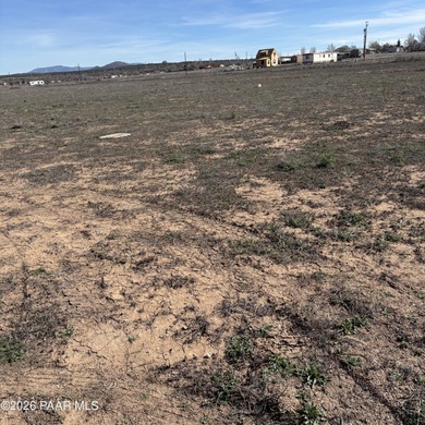 Holiday Lake  Lot For Sale in Paulden Arizona