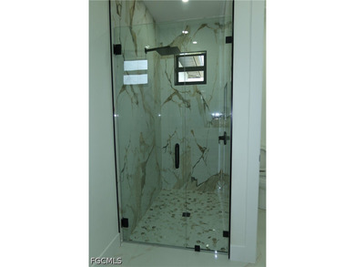 Welcome to this beautifully upgraded 3-bedroom, 2-bath home - photo 19