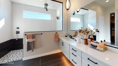 This very popular Manzanita home sits on the perfect corner lot - photo 20