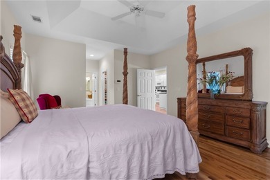 A spacious Lake Keowee interior home with included boat slip - photo 21