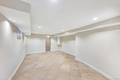 Welcome to 1536 East 51st Street, a beautifully maintained - photo 22