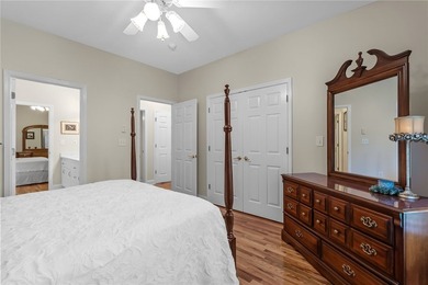 A spacious Lake Keowee interior home with included boat slip - photo 27