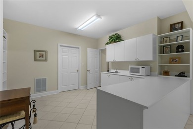A spacious Lake Keowee interior home with included boat slip - photo 37