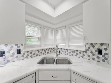 Charming ranch on corner lot in North Dallas with a versatile