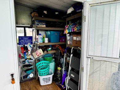 This Beautiful, Updated, Move in Ready 1985 Double Wide Home - photo 46