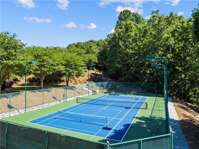A spacious Lake Keowee interior home with included boat slip - photo 49