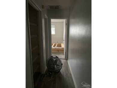 Looking for a smart buy in today's market? This is it. This - photo 10