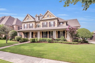 Experience resort-style living in the prestigious Castle Hills - photo 2