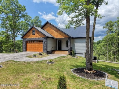 Welcome to mountain living at its finest in one of Murphy's most - photo 5