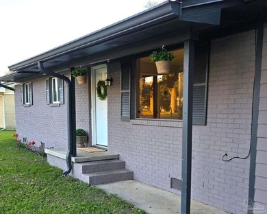 NOW FEATURING FULLY PAID OFF SOLAR PANELS This fully renovated 4 - photo 1