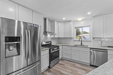 NOW FEATURING FULLY PAID OFF SOLAR PANELS This fully renovated 4 - photo 9
