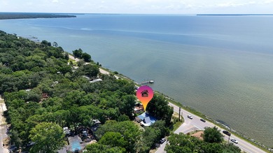 Incredible opportunity across from the Choctawhatchee Bay! This - photo 1