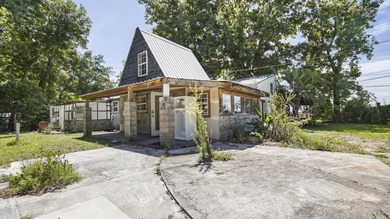 Incredible opportunity across from the Choctawhatchee Bay! This - photo 5