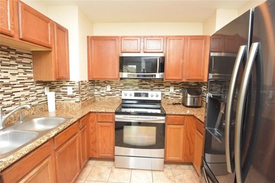Beautiful 2 Bed 2 Ba completely lake front condo on the second - photo 18