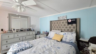 Move right into this charming 1-bedroom, 1-bath manufactured - photo 10