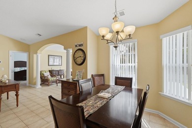 Beautifully FURNISHED, well maintained 3 bed 2 bath ranch with - photo 23