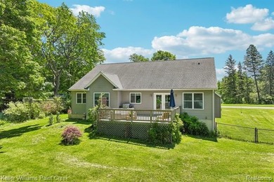 WELCOME HOME !! Fabulous Modern & Easy to Maintain 3 Bedroom 2 - photo 26