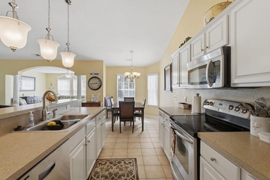 Beautifully FURNISHED, well maintained 3 bed 2 bath ranch with - photo 27