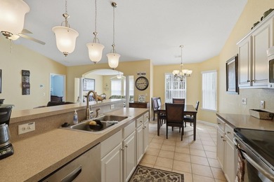 Beautifully FURNISHED, well maintained 3 bed 2 bath ranch with - photo 28