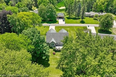 WELCOME HOME !! Fabulous Modern & Easy to Maintain 3 Bedroom 2 - photo 28